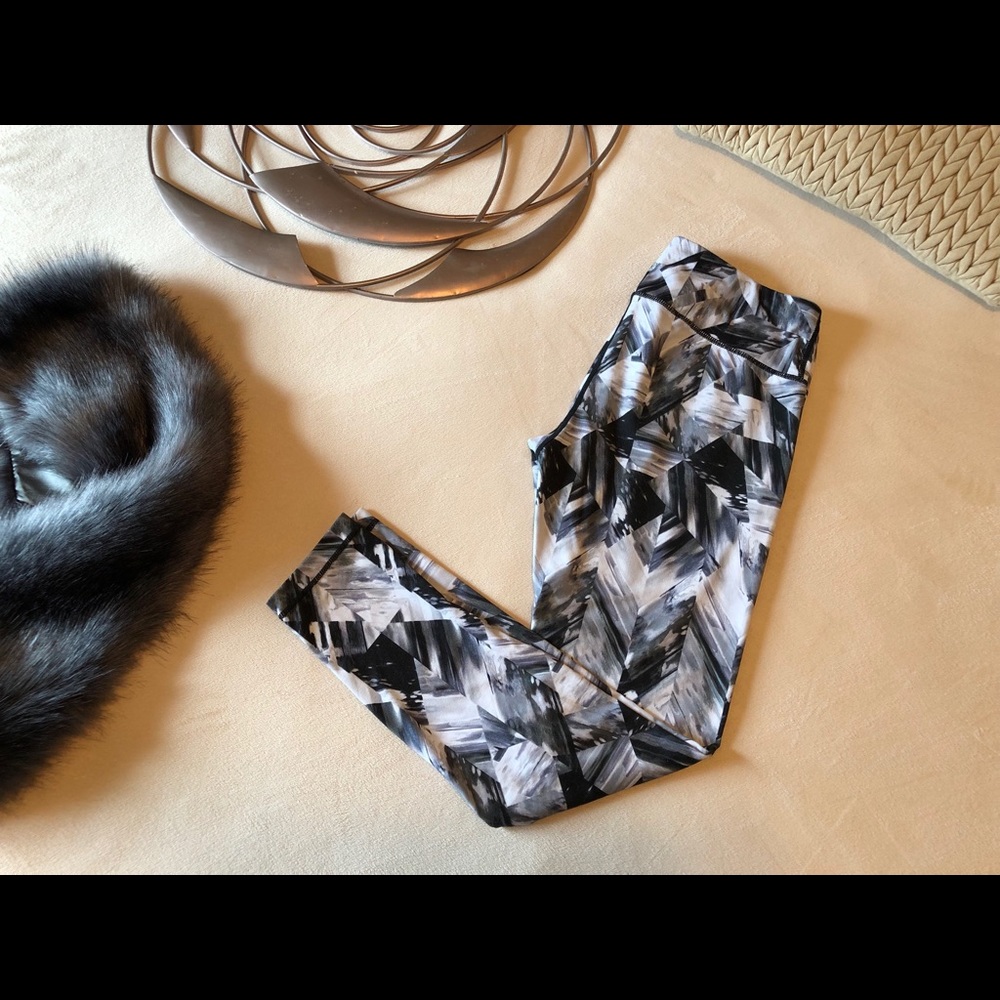 90 Degree by Reflex Leggings size L